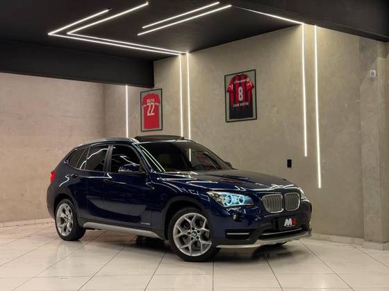BMW X1 2.0 16V TURBO ACTIVEFLEX SDRIVE20I X-LINE 4P AUTOMÁTICO BMW X1 2.0 16V TURBO ACTIVEFLEX SDRIVE20I X-LINE 4P AUTOMÁTICO